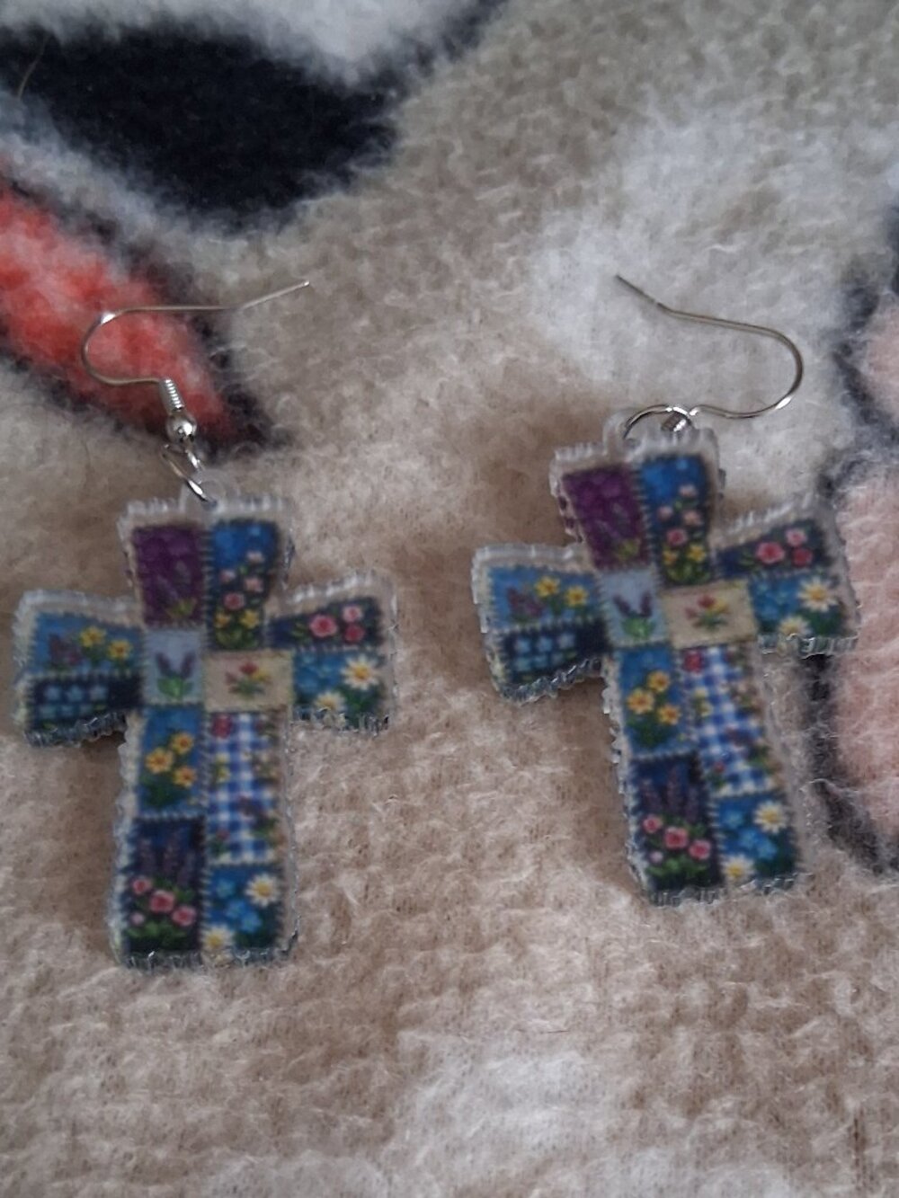 COLORFUL CROSS EARRINGS